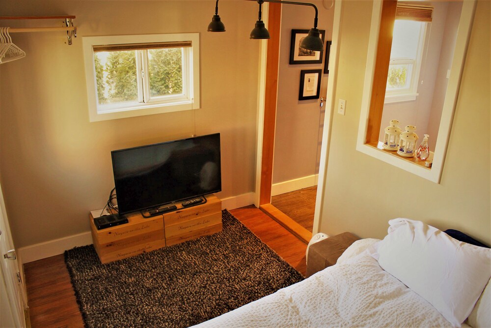 Huckleberry Cottage — Prince Rupert — photo 5