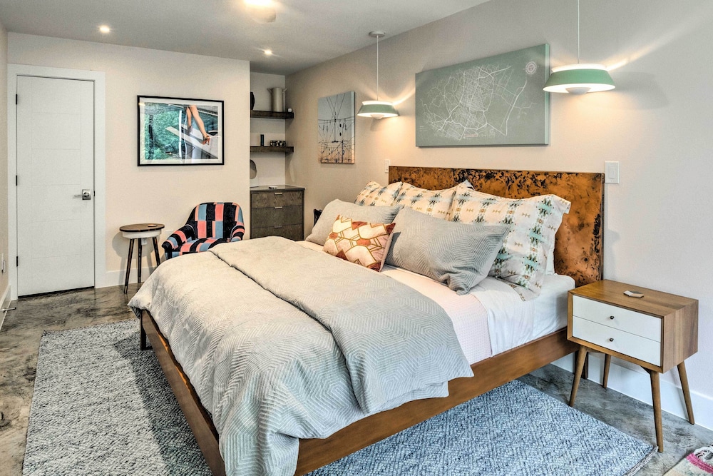 Stunning Austin Retreat w Pool 5 Mi to Downtown — Austin — photo 4