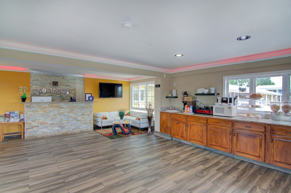 Westbridge Inn and Suites - photo 45