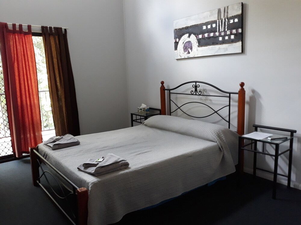 Speewah Country Tavern — Port Douglas