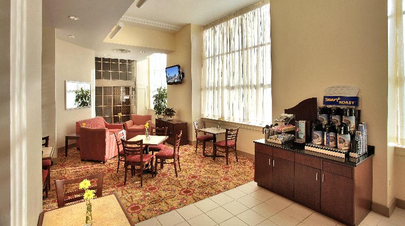 Holiday Inn Express Baltimore Downtown - photo 60