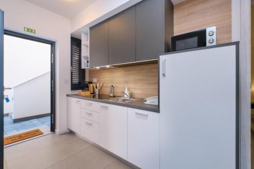 House Torre Apartments — 4-Star Luxury Hotel in Mali Losinj, Croatia