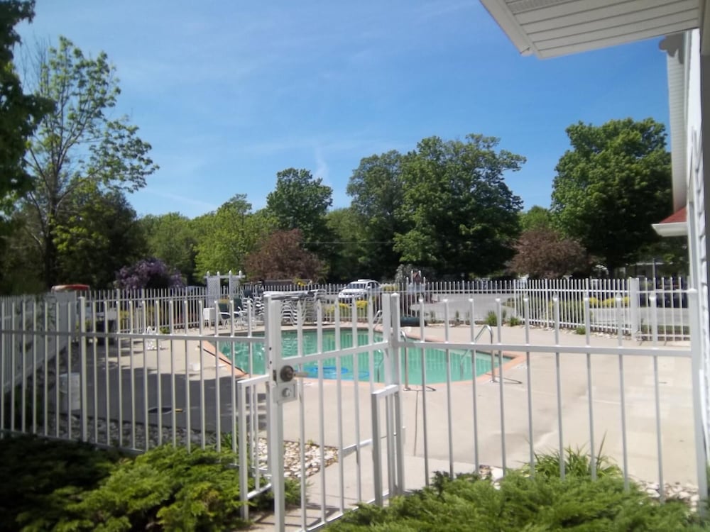 High Point Inn - photo 15