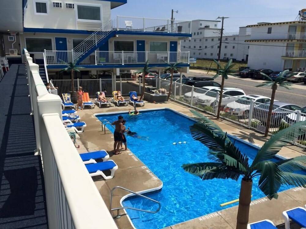 The Blue Marlin Resort - photo 16