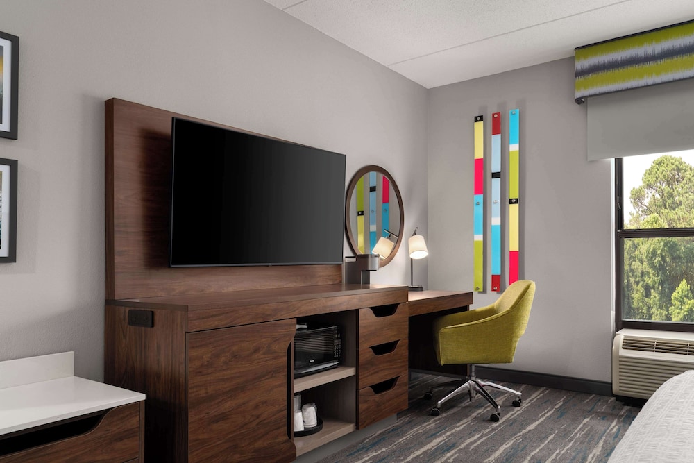 Hampton Inn Spring Lake Fayetteville - photo 29