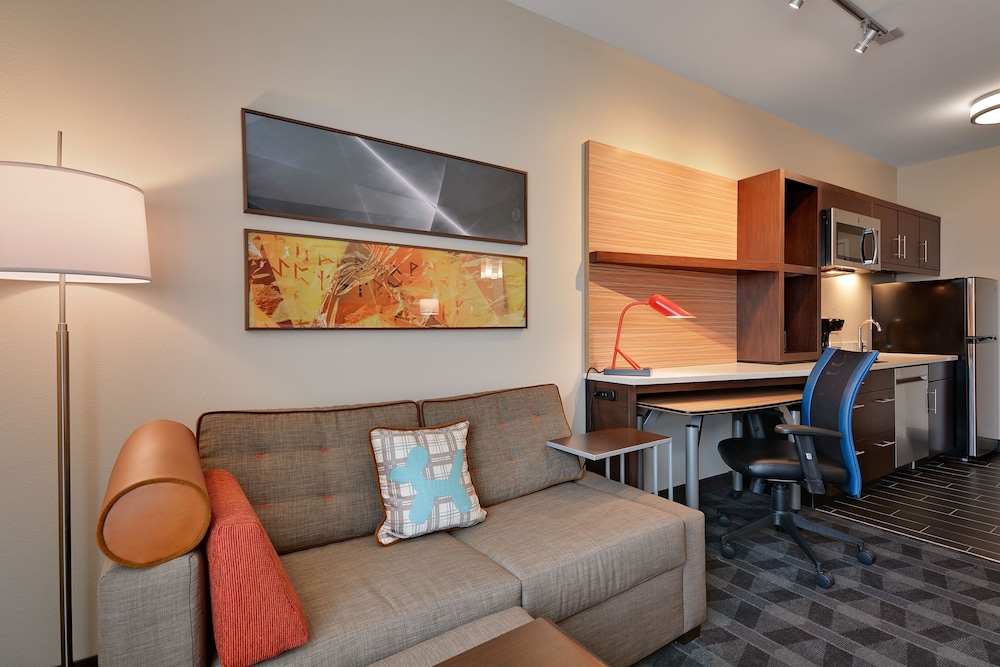 TownePlace Suites by Marriott Detroit Allen Park - photo 24