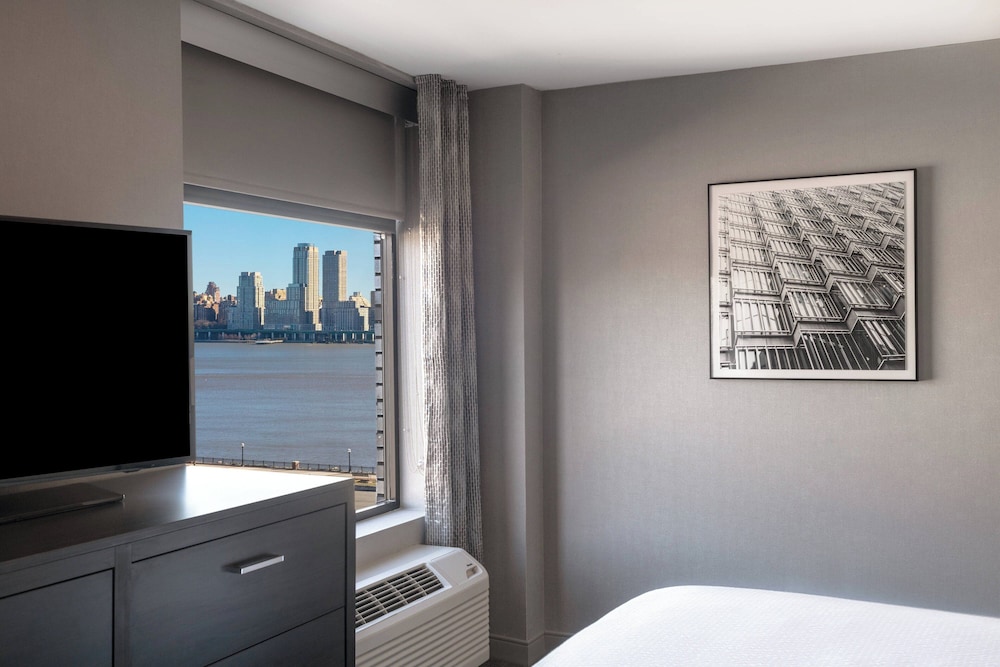 Residence Inn by Marriott Weehawken - photo 23