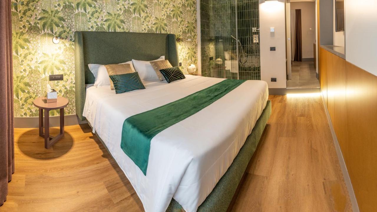 Castel Sant Angelo Luxury Rooms & Tour — 4-Star Luxury Hotel in Rome, Italy