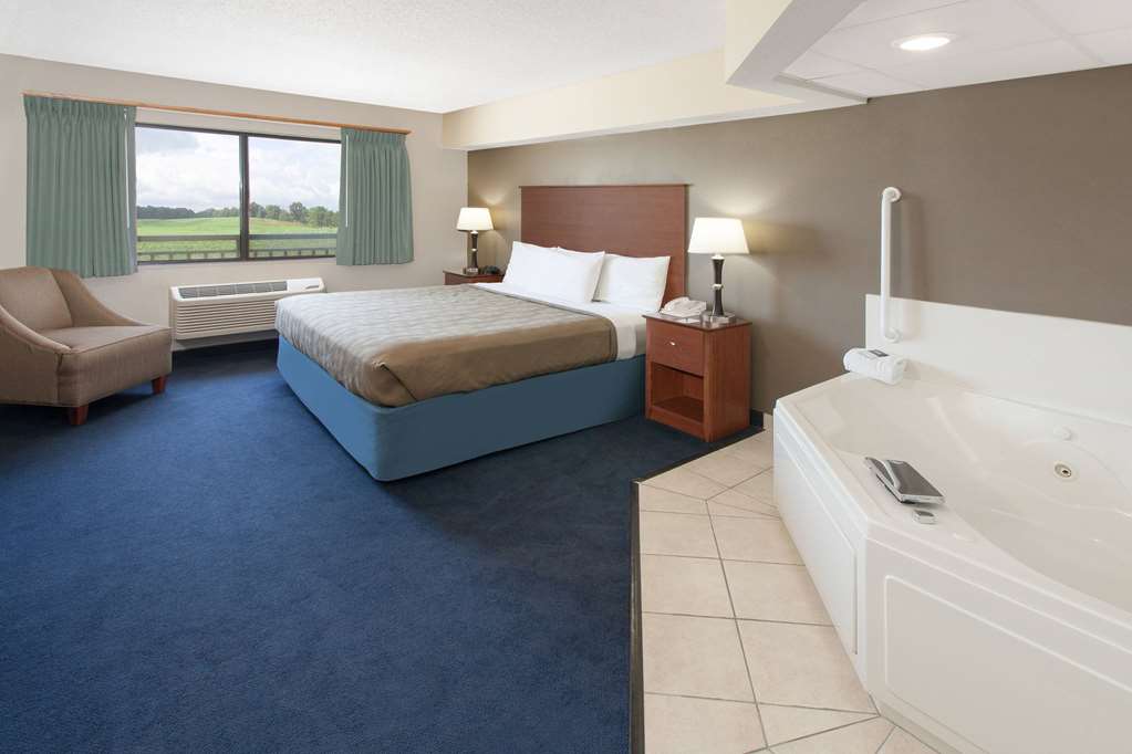 AmericInn by Wyndham Webster City - photo 17