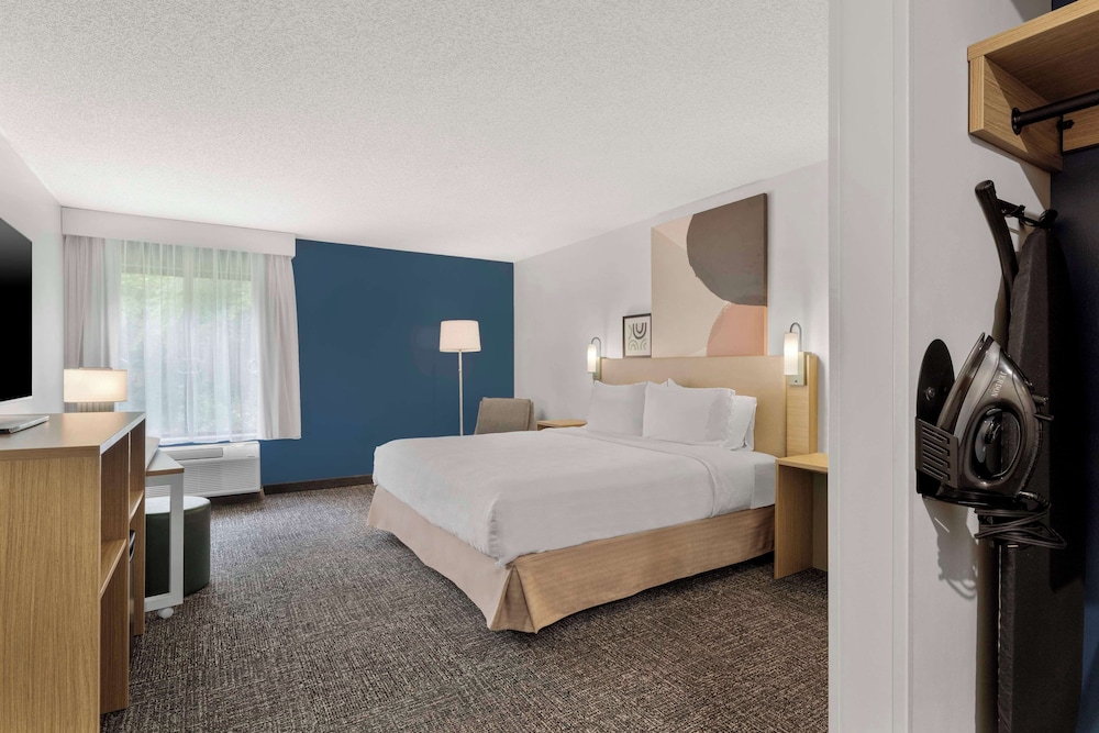 Spark By Hilton Newcomerstown - photo 11