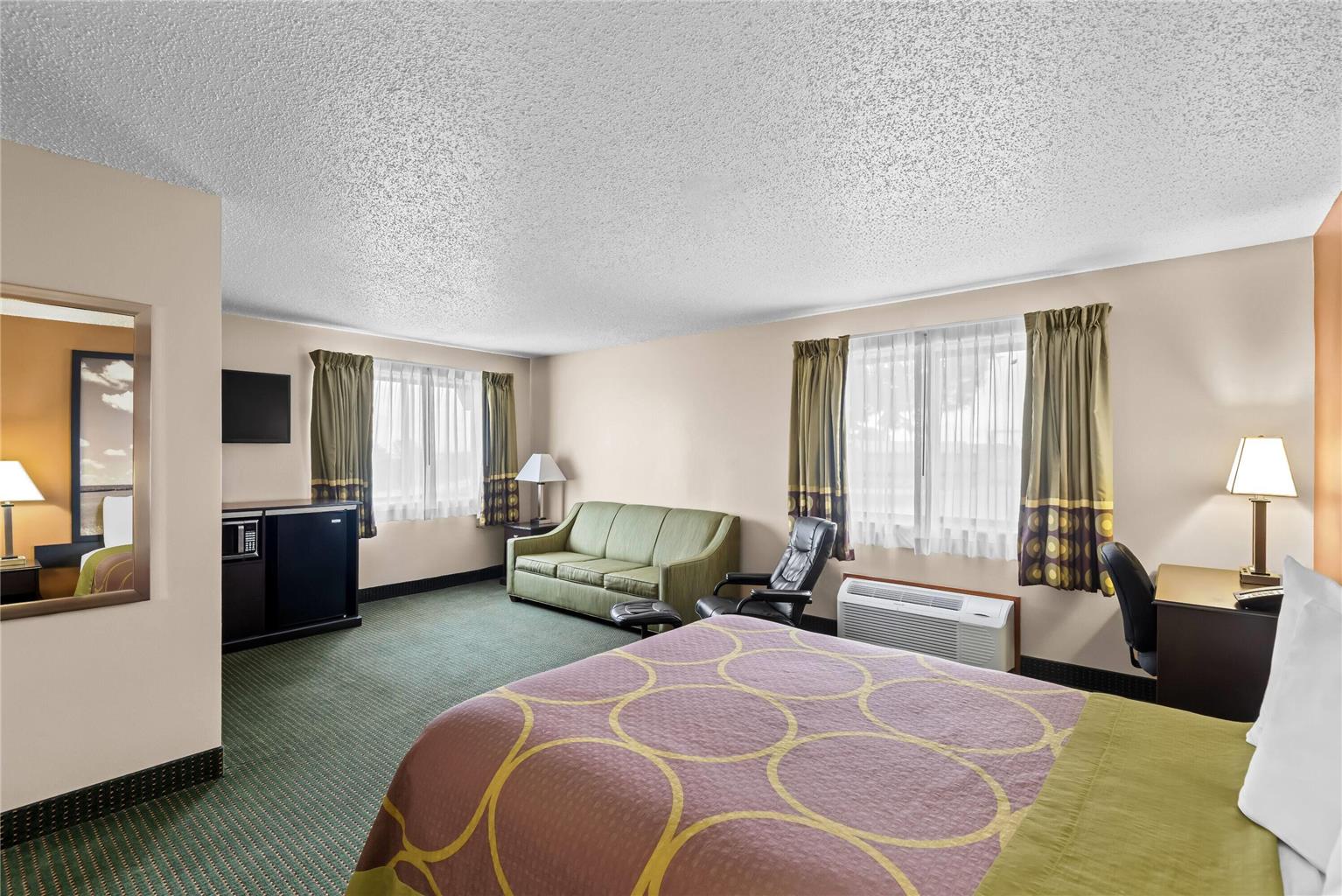 Super 8 by Wyndham Jefferson - photo 21
