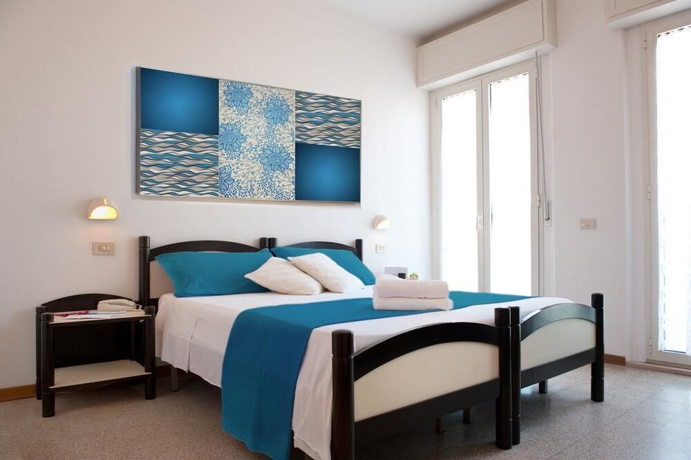 Hotel Riz - last minute hotel in Cattolica