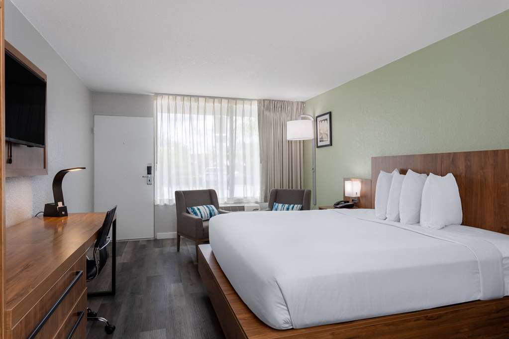 Ramada by Wyndham Altamonte Springs Near I 4 - photo 20
