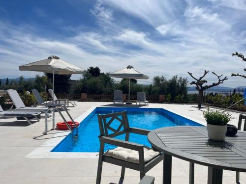 Villa Evàlia Complex maisonnette Eretria — 4-Star Luxury Hotel in Eretria, Greece
