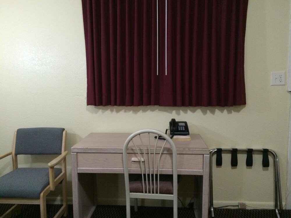 Blarney Inn - photo 18