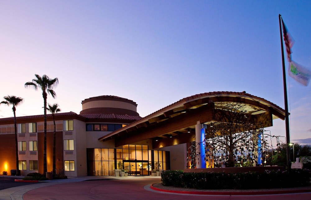 Holiday Inn Express Scottsdale North by IHG - photo 38