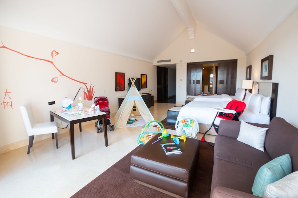 Childrens Theme Room