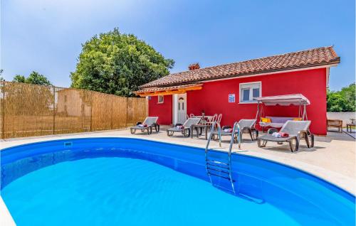 One Bedroom Holiday Home In Hreljici — 4-Star Luxury Hotel in Marcana, Croatia