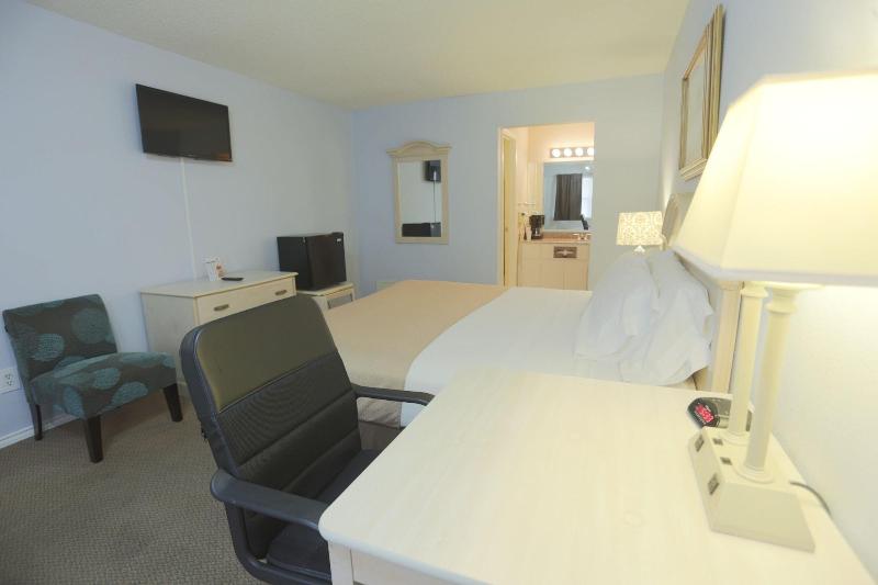 Victoria Palms Inn & Suites - photo 8