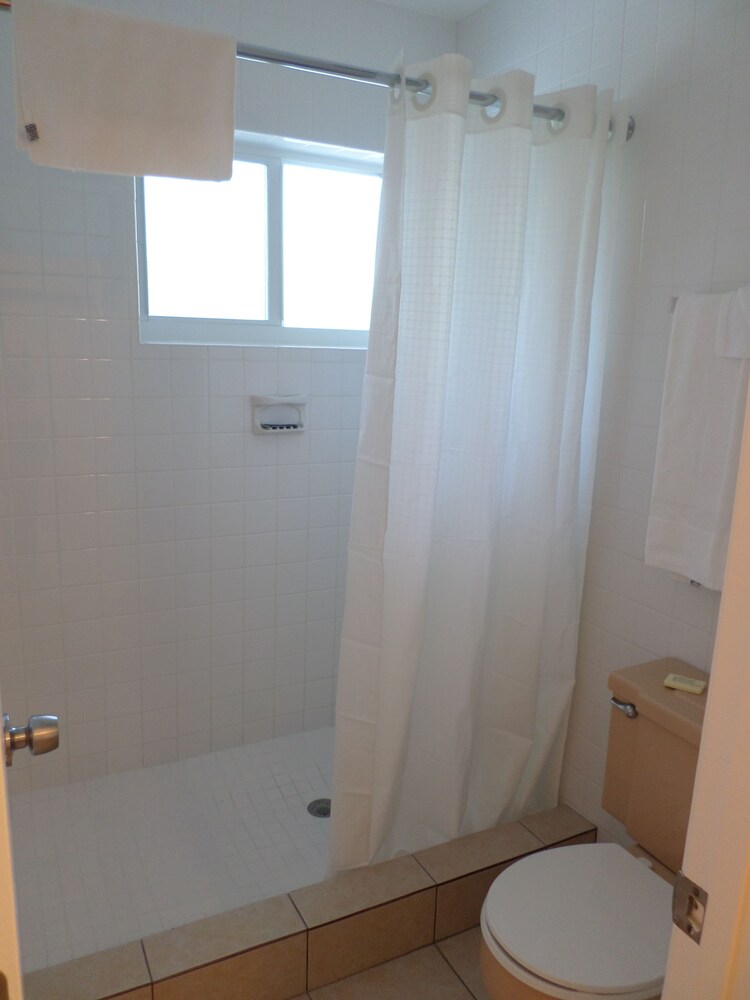 Surf Side Resort - photo 35