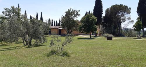 Casa Marciano — 4-Star Luxury Hotel in Marciano Della Chiana, Italy