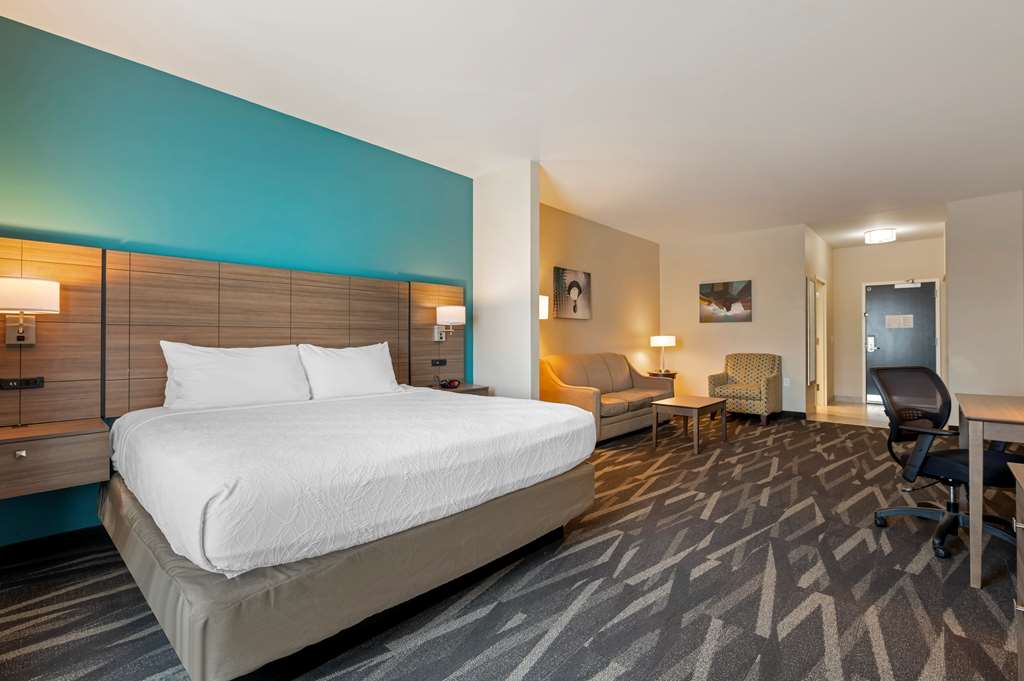 Best Western Plus Centralia Hotel & Suites - photo 18