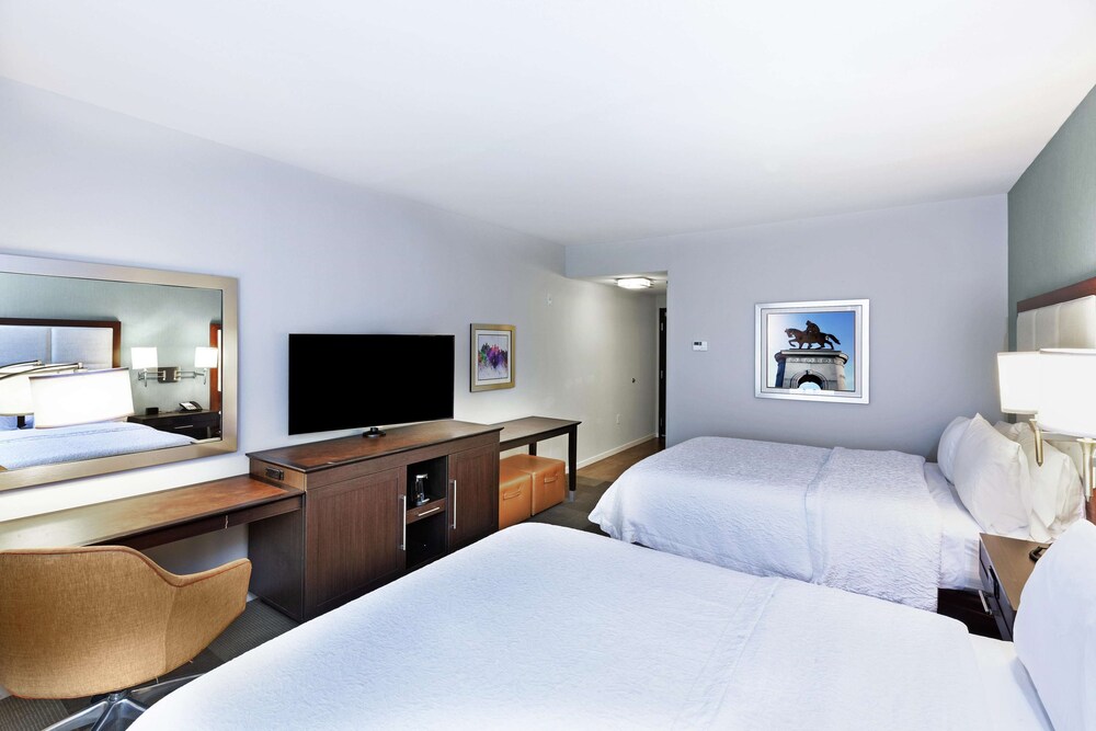 Hampton Inn & Suites by Hilton Houston North IAH - photo 11