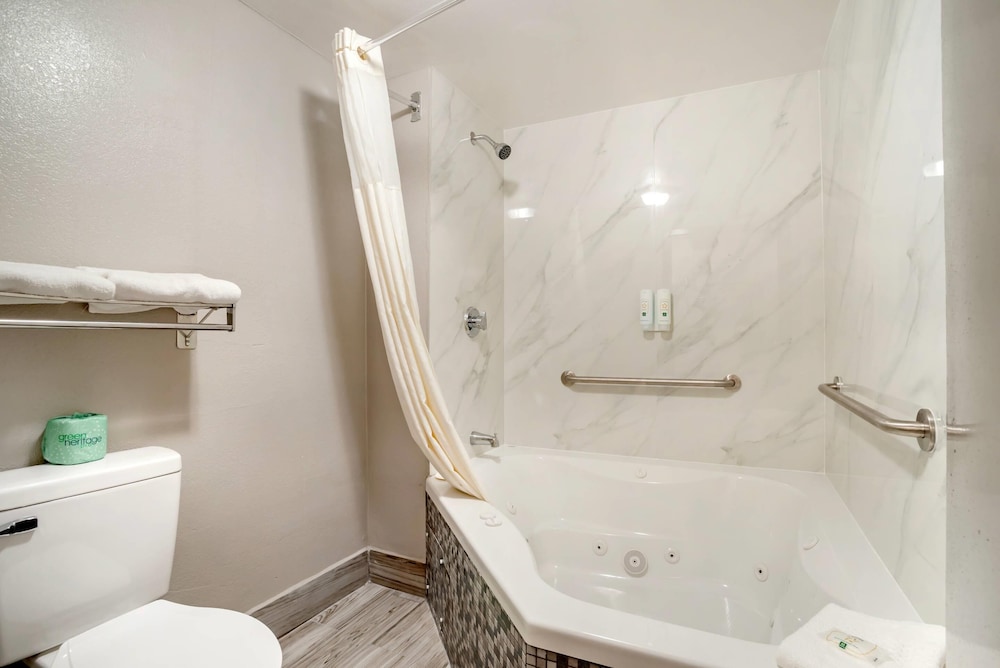 Quality Inn Simpsonville Greenville - photo 10