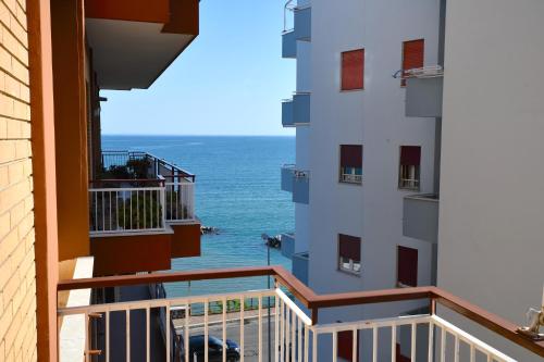 Lo Scorcio sul Mare Apartment — 4-Star Luxury Hotel in Formia, Italy