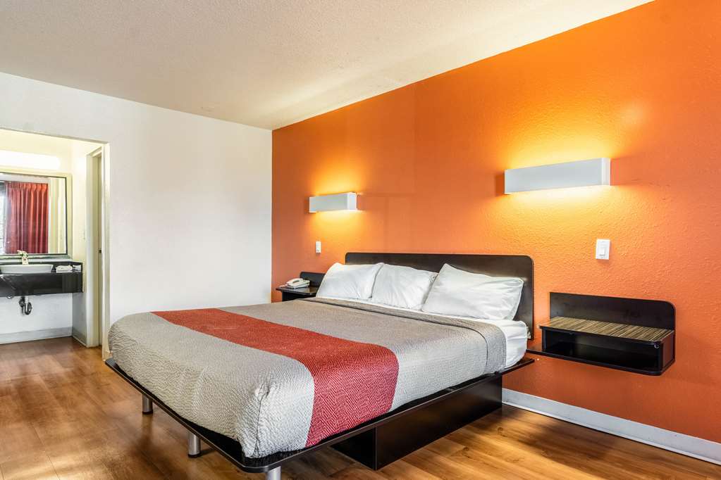 Motel 6 Little Rock AR West - photo 11