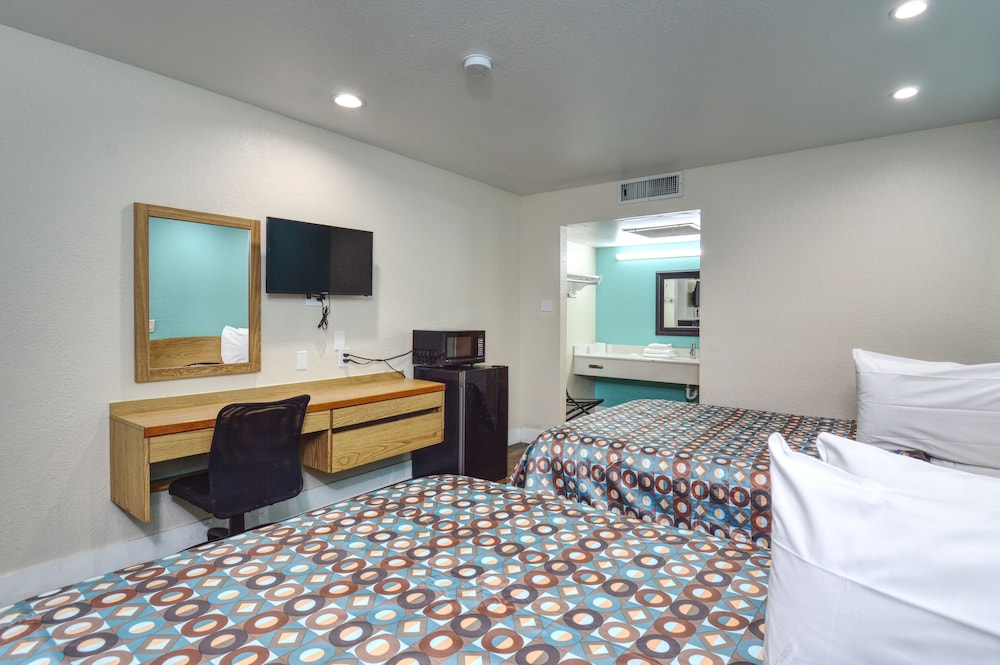Vagabond Inn Buttonwillow North I 5 - photo 6