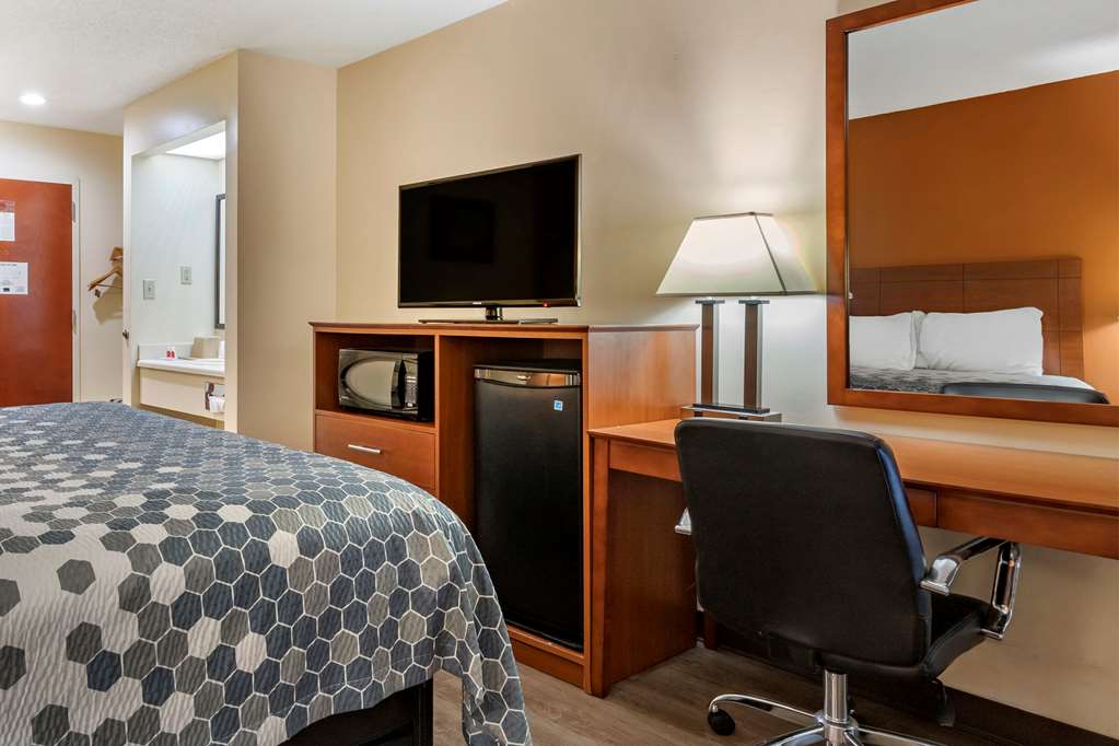 Econo Lodge Saint Stephen - photo 26