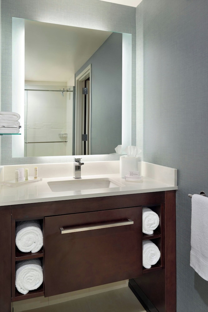 Residence Inn by Marriott Columbus OSU - photo 19