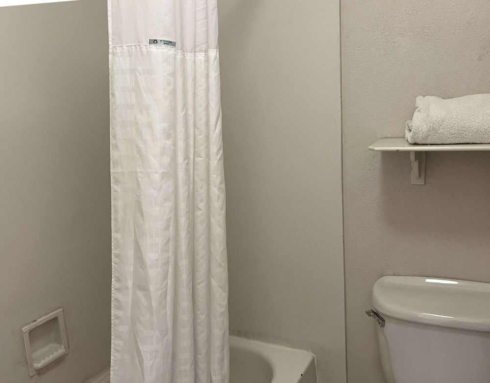Studio 6 Phoenix AZ Midtown - photo 22