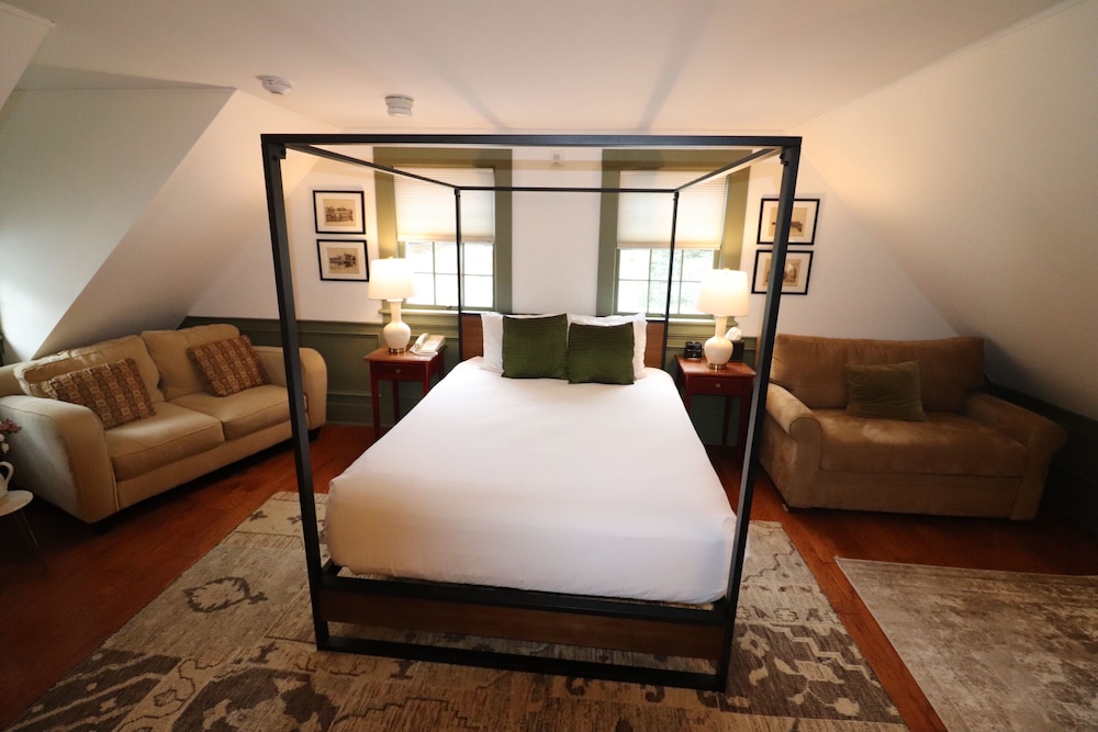 Swift House Inn - photo 55