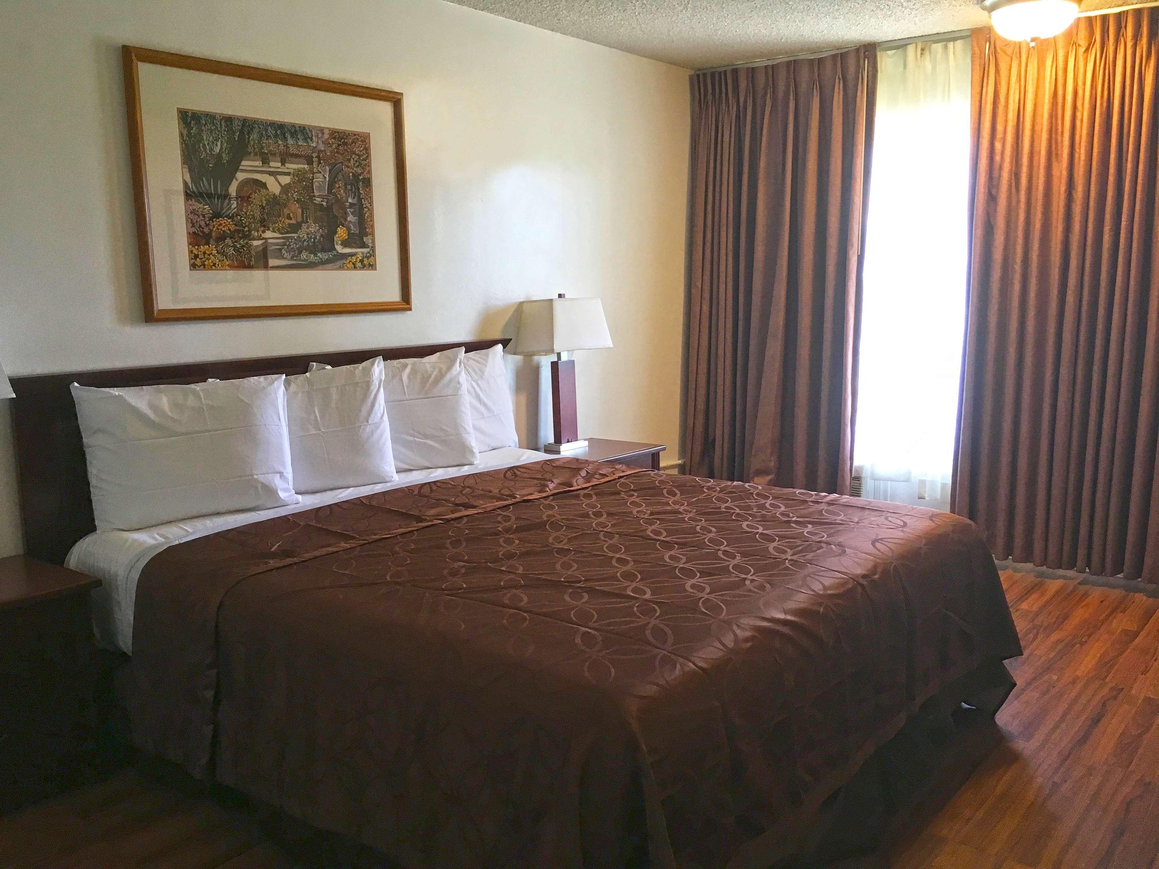 Americas Best Value Inn El Cajon San Diego - photo 6