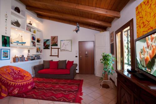 Elena Paternoster — 4-Star Luxury Hotel in San Lazzaro, Italy