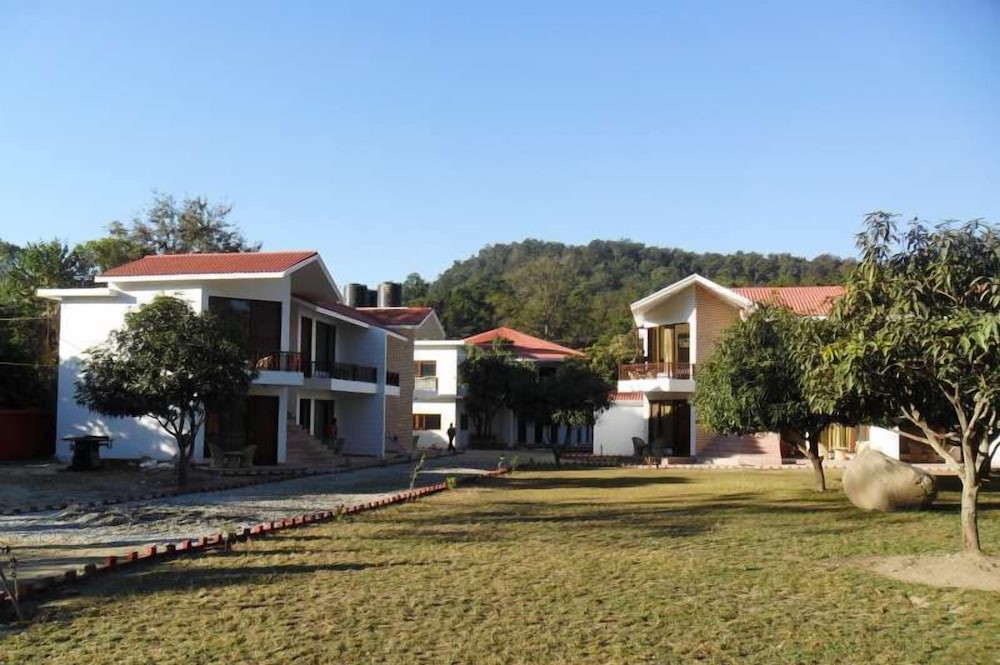 Leisure Vacations Myrica Resort — hotel in Ramnagar