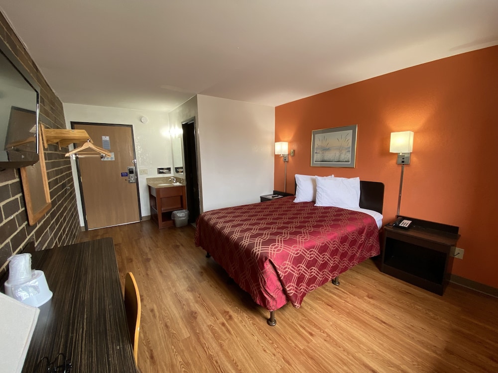 Reliance Inn - photo 10