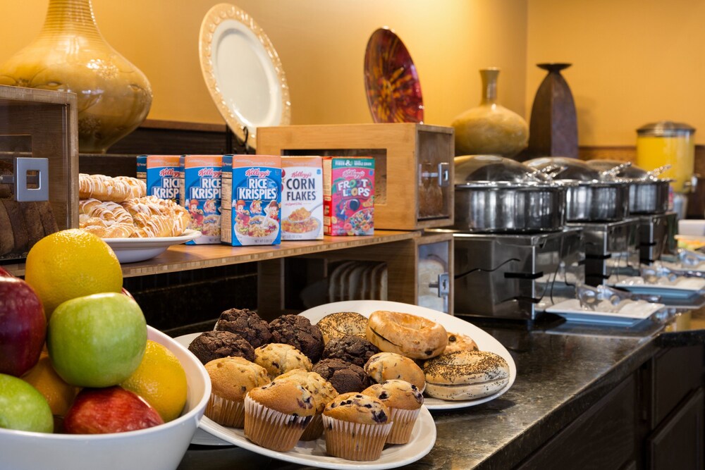 Radisson Hotel Rochester Riverside - photo 10