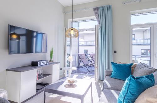 Admiralssuite Exklusive 5 Sterne Ferienwohnung mit Westbalkon in der Seefahrtsschule Wustrow — 4-Star Luxury Hotel in Wustrow, Germany