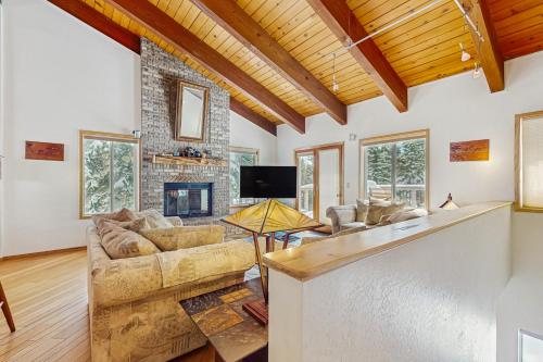 Mountain View Getaway