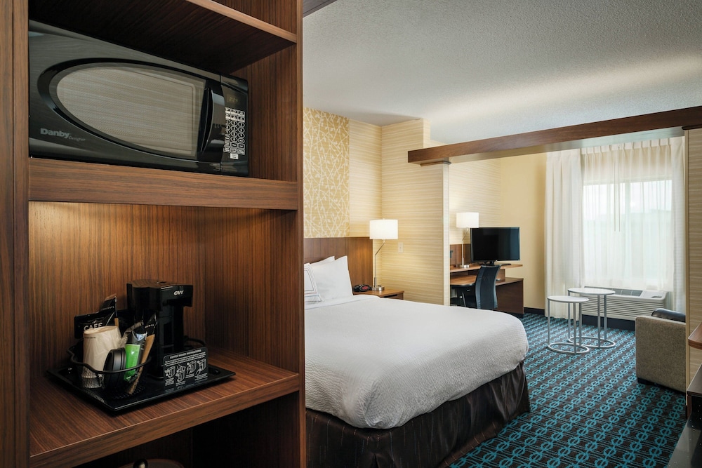 Fairfield Inn & Suites by Marriott Tacoma DuPont - photo 9