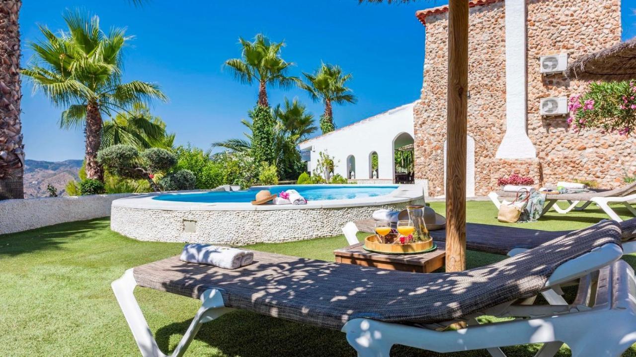 Villa Gran Solano Colmenar by Ruralidays — 4-Star Luxury Hotel in Colmenar, Spain