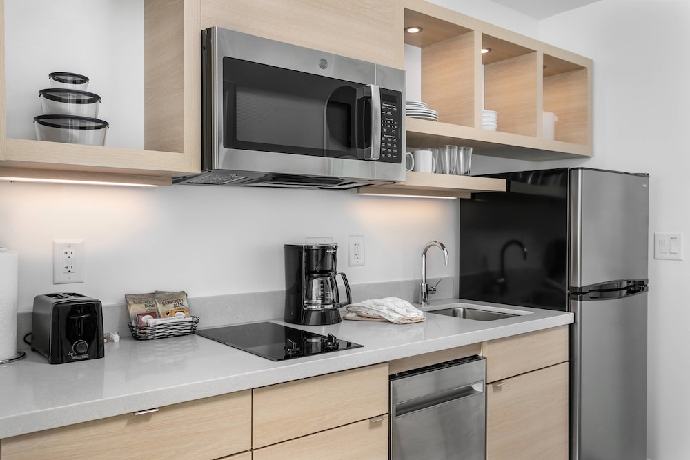 TownePlace Suites by Marriott Nashville Midtown - photo 21