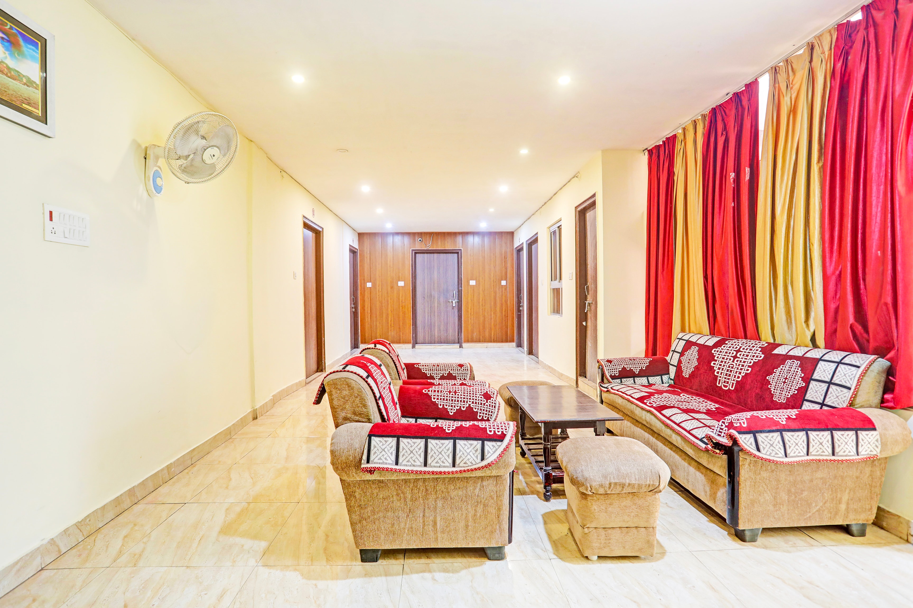 Arvi Guest House — 4-Star Luxury Hotel in Varanasi, India