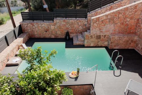Villa Gem — 4-Star Luxury Hotel in Markopoulo, Greece