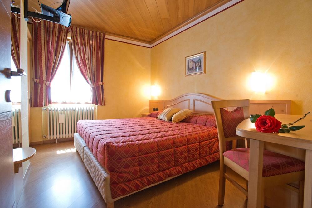 Garni le Corti - last minute hotel in Grosotto