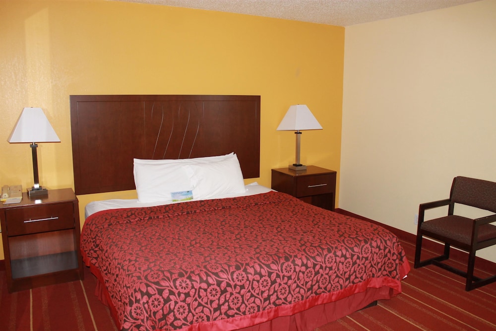 Days Inn by Wyndham Walcott Davenport - photo 17