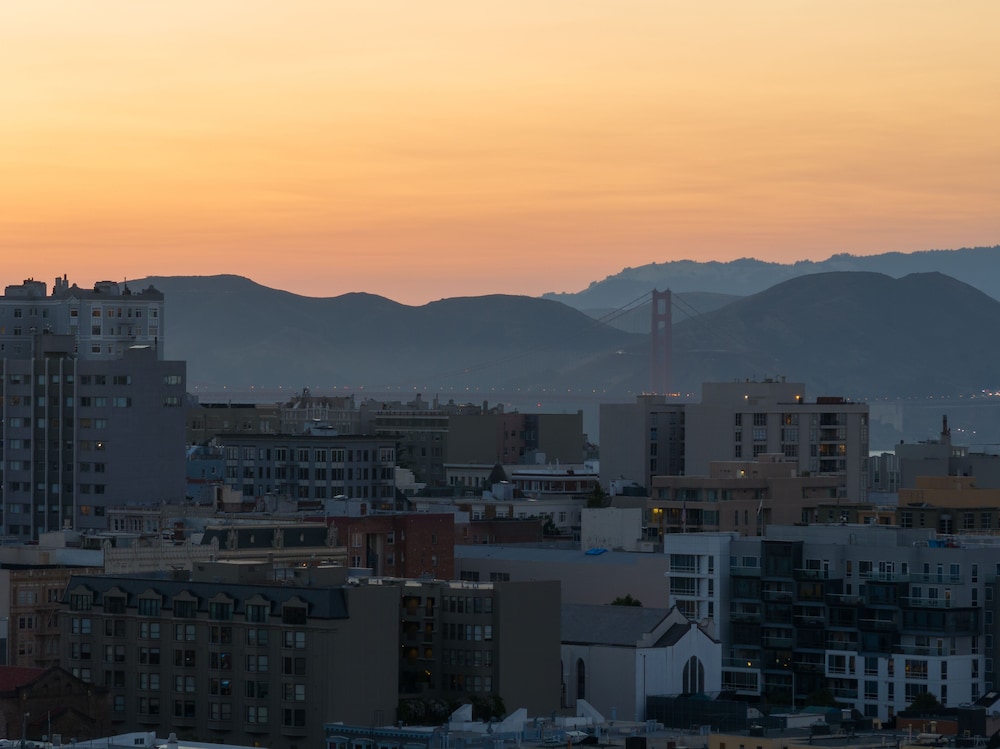 Nob Hill Hotel - photo 97